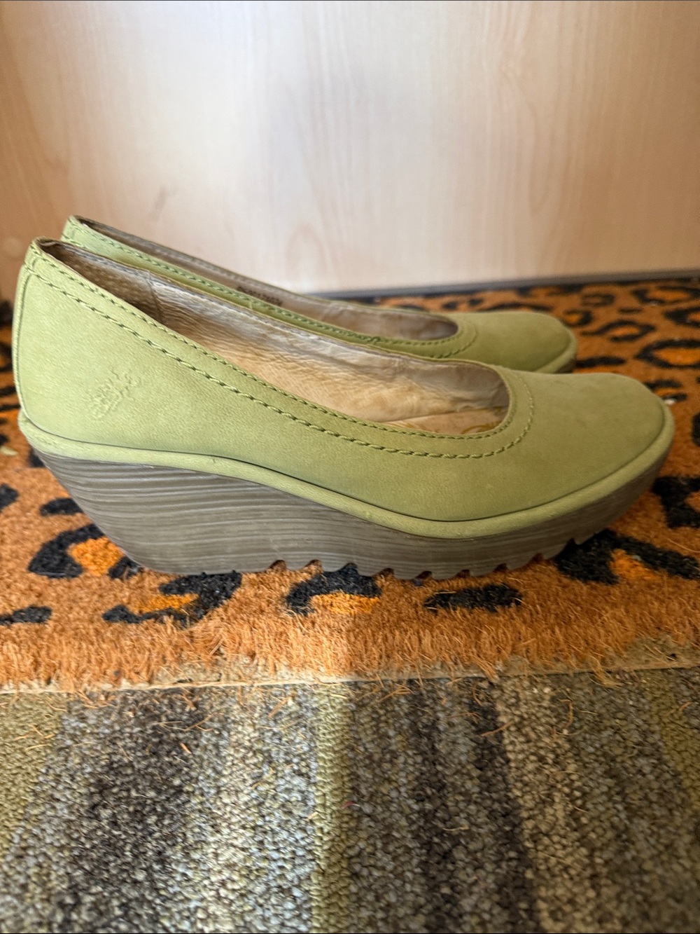 Fly London Green Women’s Wedge Pumps, W38